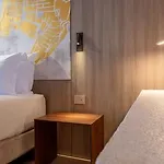 Hotel Sumratin