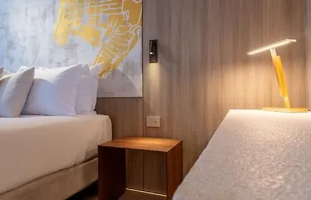 Hotel Sumratin